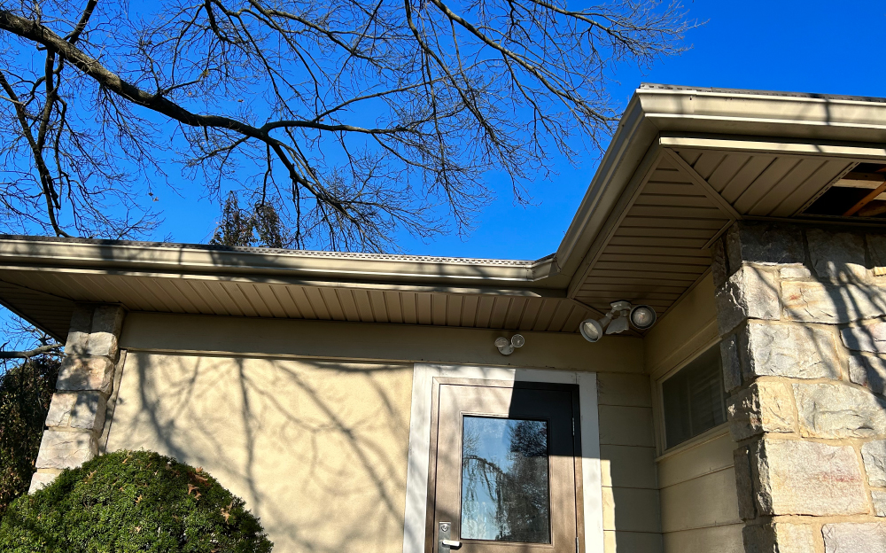 replace soffit reading pa